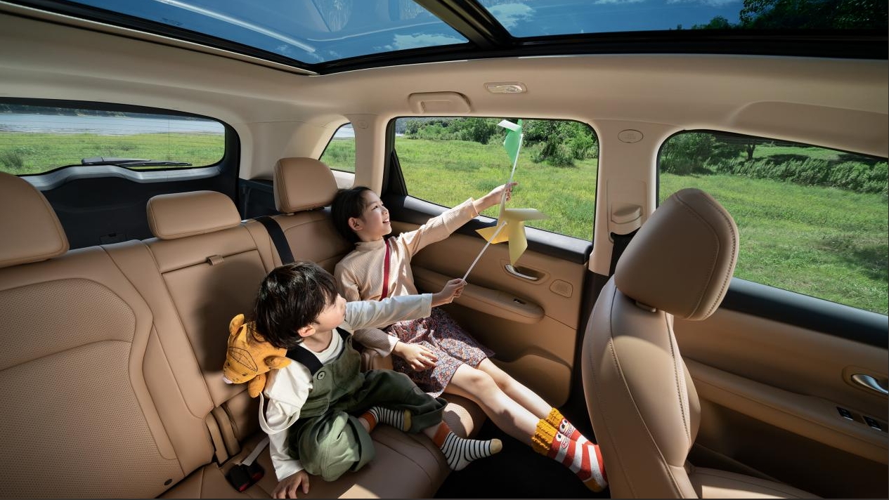 藍(lán)電 E5 PLUS 165km 長(zhǎng)續(xù)航先享版，10 萬(wàn)級(jí)長(zhǎng)續(xù)航插混 SUV 的超值首選