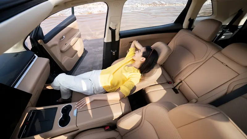 購(gòu)車正當(dāng)時(shí)，藍(lán)電 E5 PLUS 165km長(zhǎng)續(xù)航先享版限時(shí)價(jià)9.98萬(wàn)！